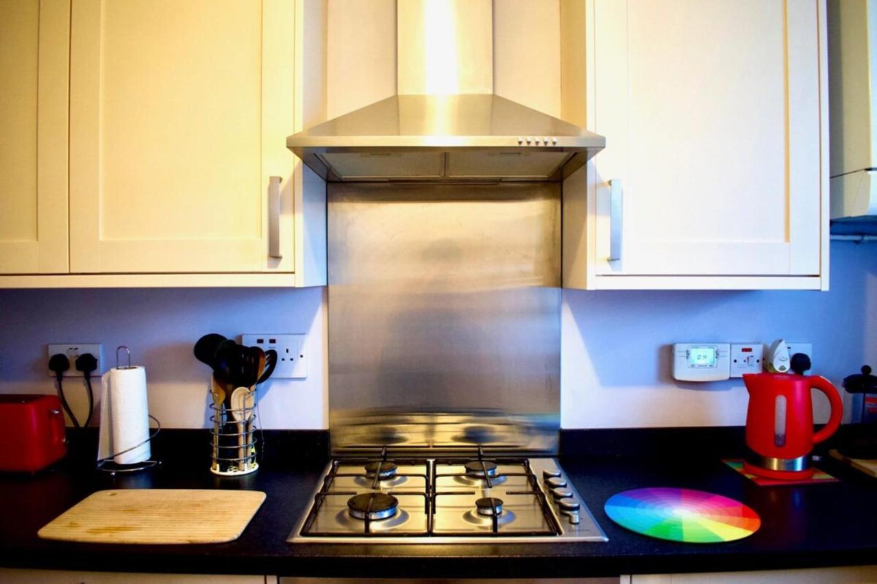 Welcoming And Homely 2 Bed In Central Location Edimburgo Exterior foto